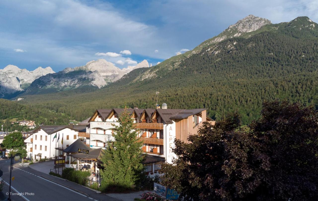 Hotel Alpen Andalo Exterior photo