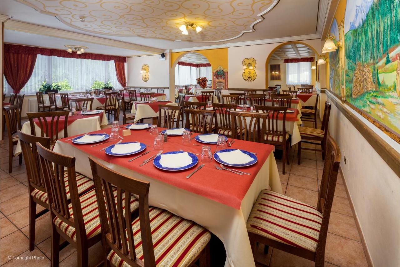 Hotel Alpen Andalo Exterior photo